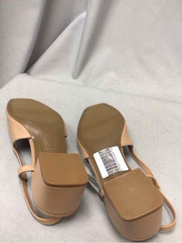 NATURALIZER SIZE 9 Ladies SHOES