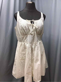 TORRID SIZE 16 Ladies DRESS