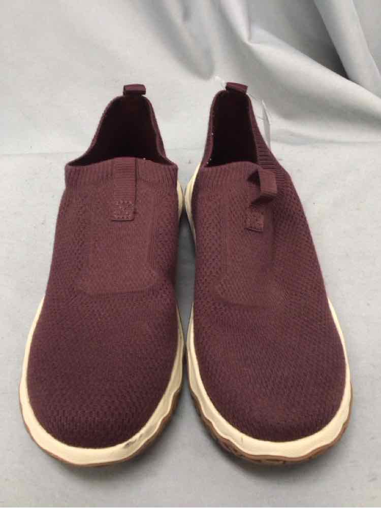 LL BEAN SIZE 8 1/2 Ladies SHOES