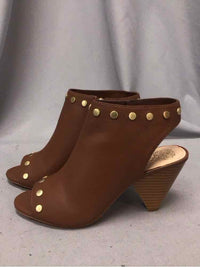 VINCE CAMUTO SIZE 8 1/2 Ladies SHOES