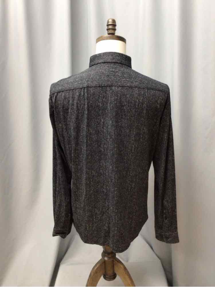 SIZE LARGE BOSS Men's SHIRTS