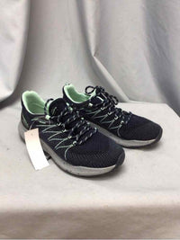 MERRELL SIZE 8 1/2 Ladies SHOES