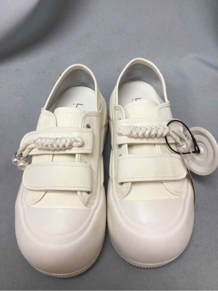 LONZA SHOES SIZE 39 Ladies SHOES