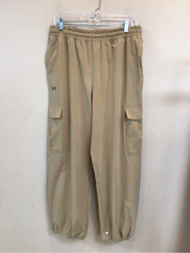 UNDER ARMOUR SIZE LARGE Ladies EXERCISE