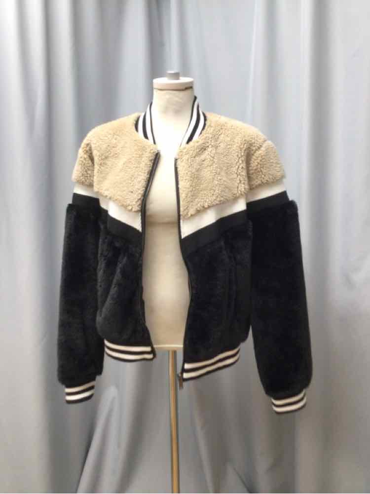 JOHN + JENN SIZE LARGE Ladies JACKET