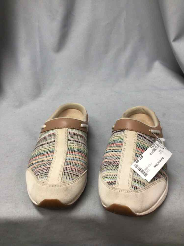 EASY SPIRIT SIZE 8 Ladies SHOES