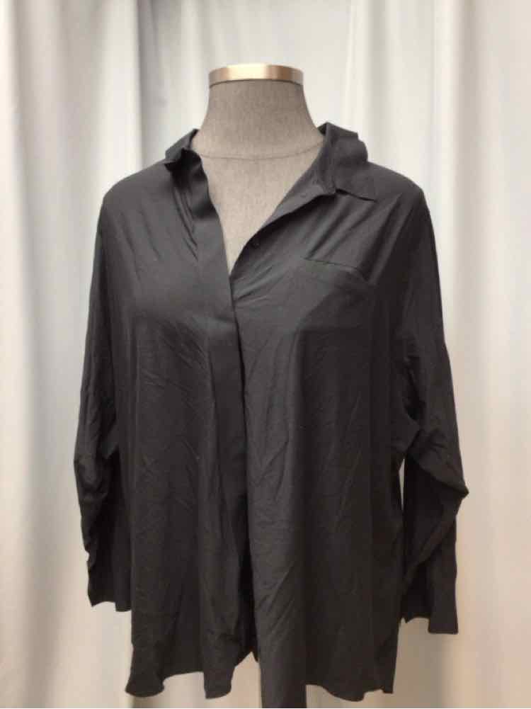 ATHLETA SIZE 3 X Ladies BLOUSE