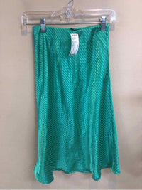 CODE MODE SIZE XSMALL Ladies SKIRT
