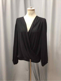 INC SIZE MEDIUM Ladies BLOUSE