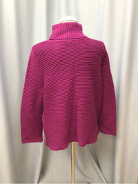 HABITAT SIZE LARGE Ladies TOP