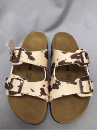 CUSHIONAIRE SIZE 9 1/2 Ladies SHOES