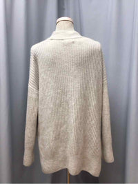 H & M SIZE MEDIUM Ladies TOP