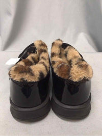 BZEES SIZE 11 Ladies SHOES