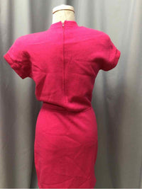 ST. JOHN SIZE 2 Ladies DRESS