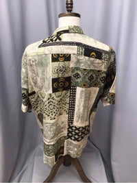 SIZE MEDIUM TOMMY BAHAMA Men's SHIRTS