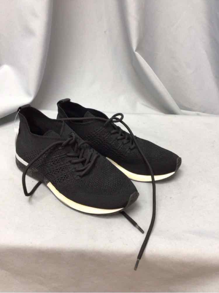 14TH AND UNION SIZE 7 Ladies SHOES