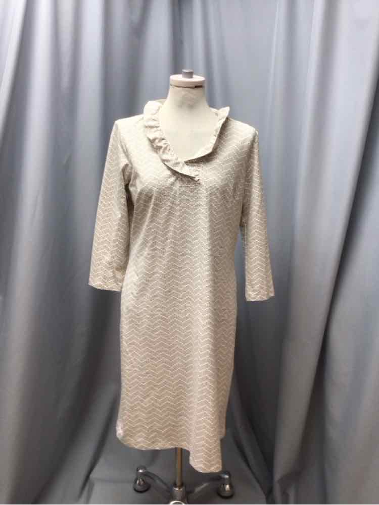 J MCLAUGHLIN SIZE LARGE Ladies DRESS