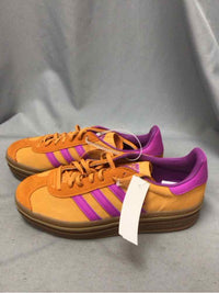 ADIDAS SIZE 11 Ladies SHOES