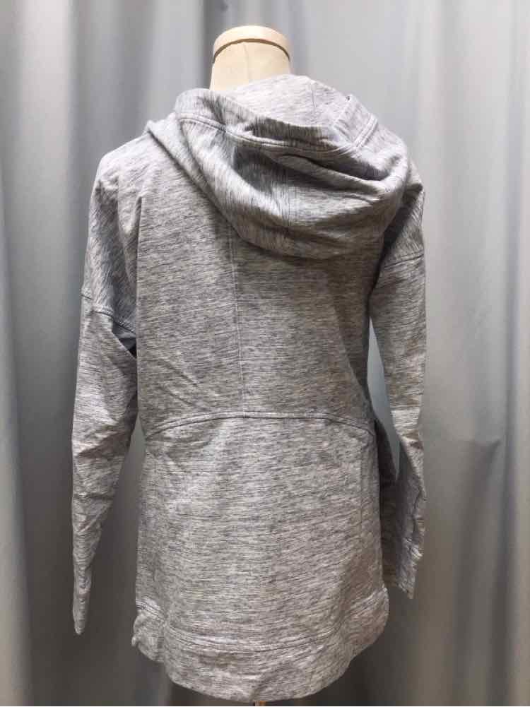 LULULEMON SIZE 8 Ladies EXERCISE