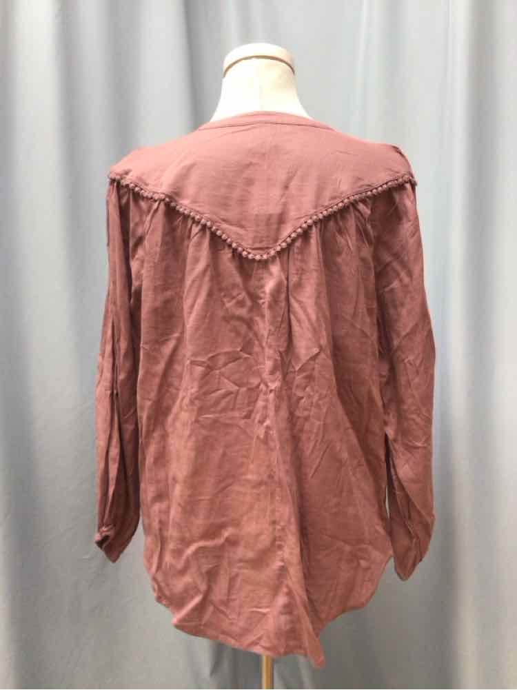 OLD NAVY SIZE SMALL Ladies BLOUSE