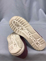 HEY DUDE SIZE 9 Ladies SHOES