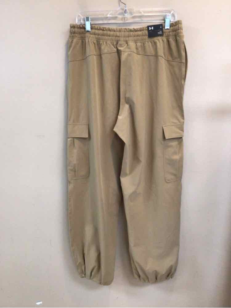 UNDER ARMOUR SIZE LARGE Ladies EXERCISE