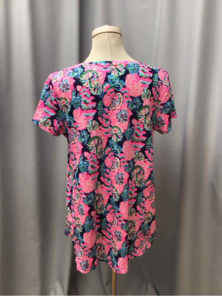 LILLY PULITZER SIZE LARGE Ladies TOP