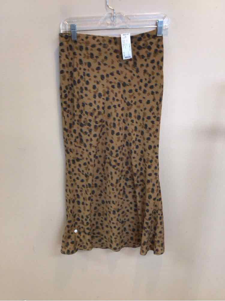 VERNACULAR SIZE SMALL Ladies SKIRT