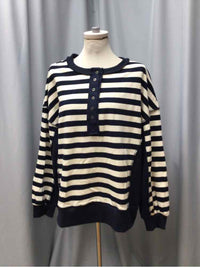 NEW'N SIZE LARGE Ladies TOP