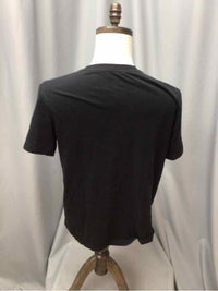 SIZE MEDIUM Men's SHIRTS