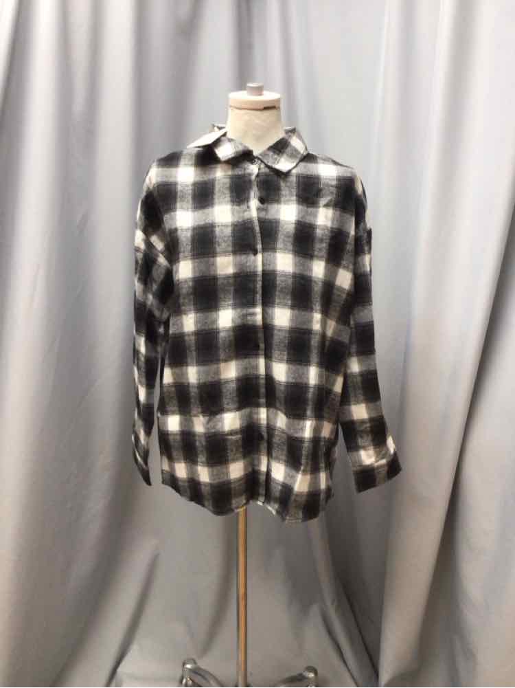 BERRYOU Ladies SIZE LARGE BLOUSE