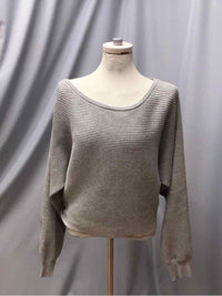 WHITE FOX SIZE LARGE Ladies TOP