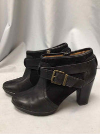 CLARKS SIZE 8 1/2 Ladies SHOES