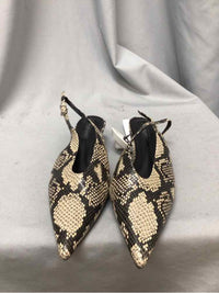 TONY BIANCO SIZE 9 Ladies SHOES