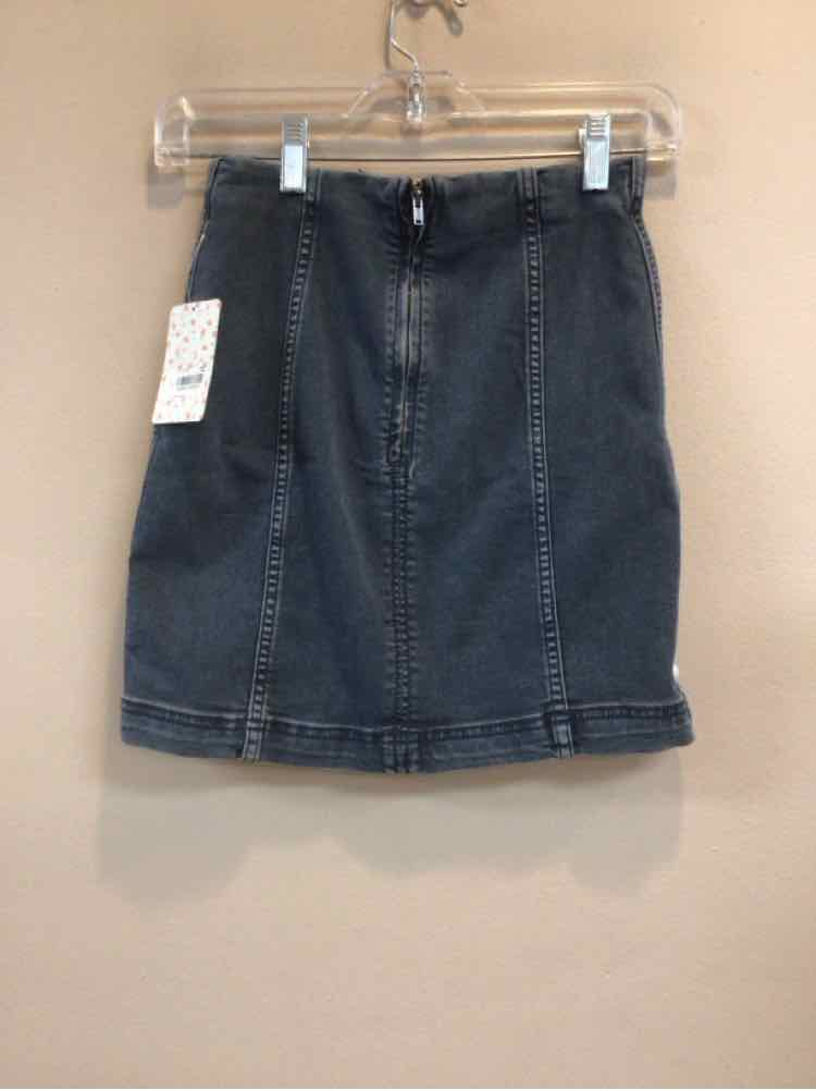 FREE PEOPLE SIZE 4 Ladies SKIRT