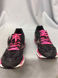 MIZUNO SIZE 10 Ladies SHOES