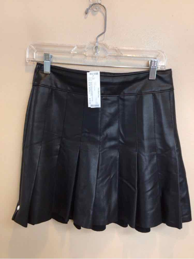 ABERCROMBIE & FITCH SIZE SMALL Ladies SKIRT