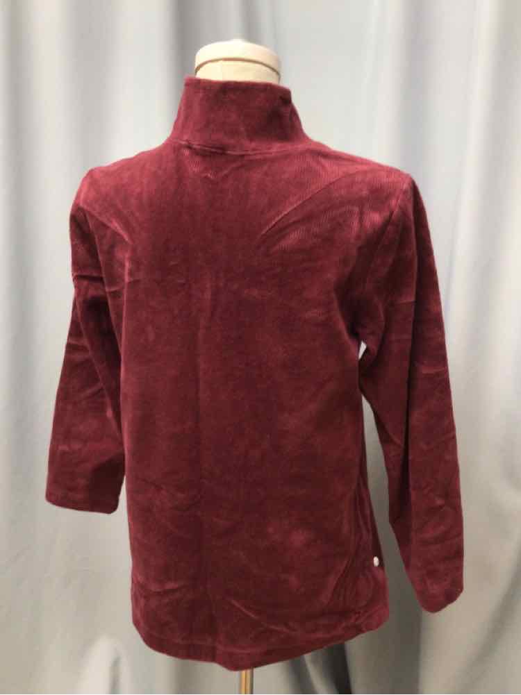 LANDS END SIZE SMALL Ladies TOP