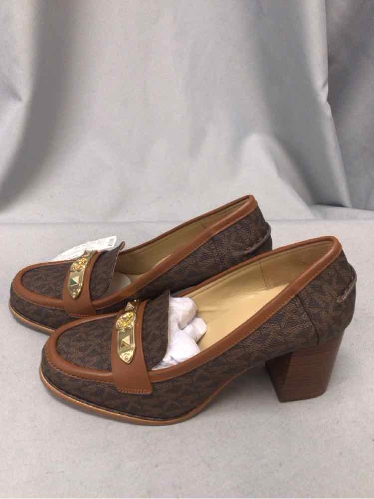MICHAEL KORS SIZE 6 1/2 Ladies SHOES