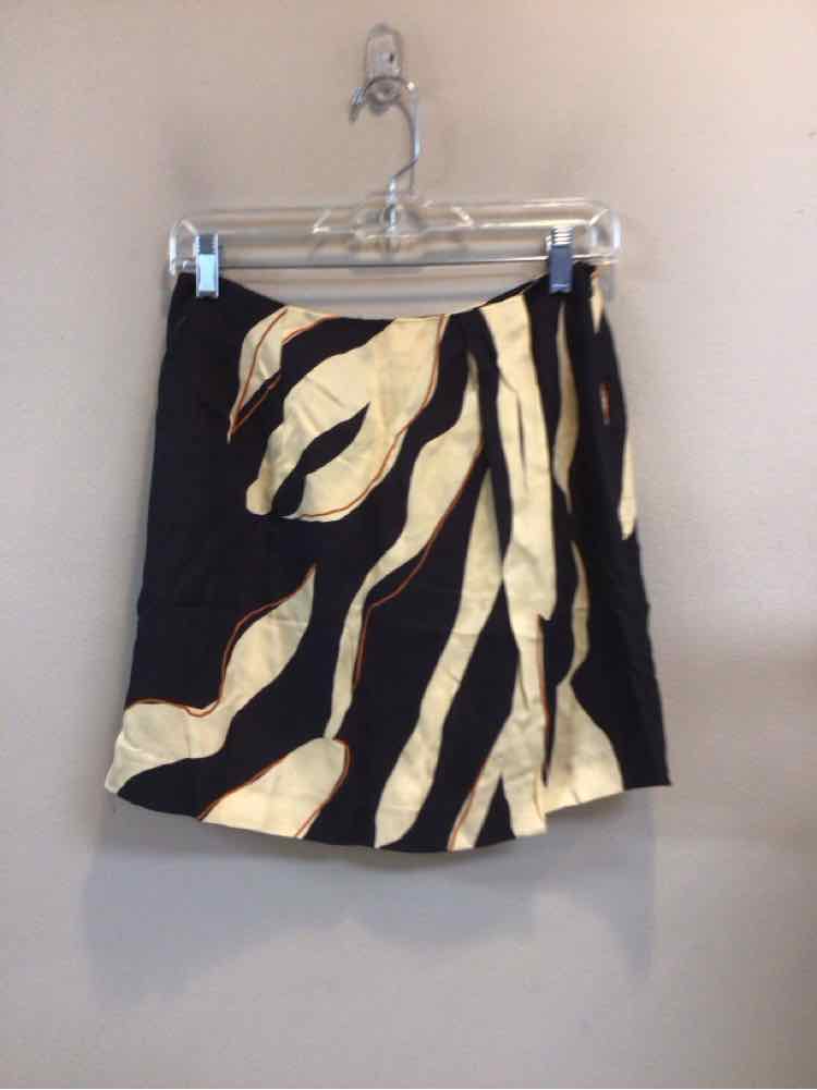 SOVEREIGN CODE SIZE SMALL Ladies SKIRT