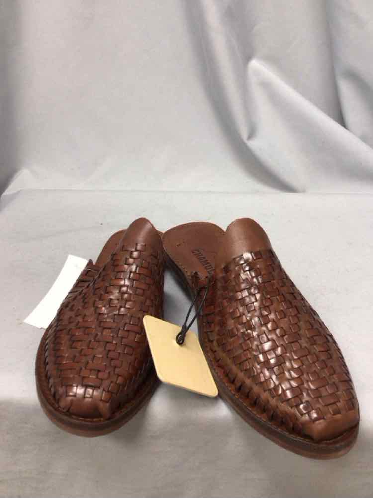 SIZE 11 CHAMULA Men's SHOES