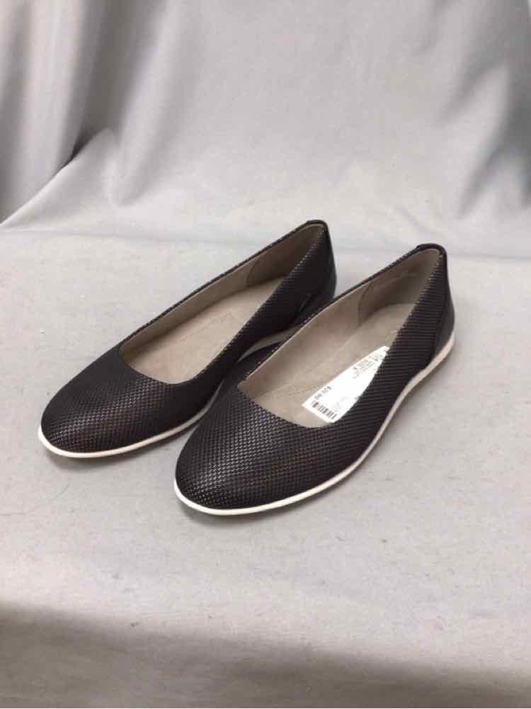 AEROSOLES SIZE 8 Ladies SHOES
