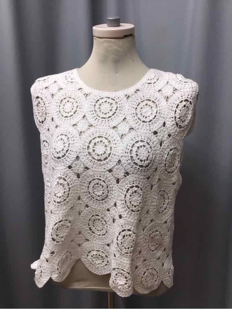 TAHARI SIZE MEDIUM Ladies BLOUSE