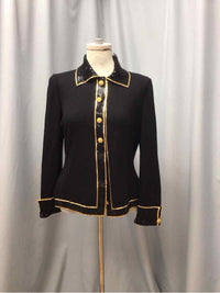 ST. JOHN SIZE 4 Ladies TOP