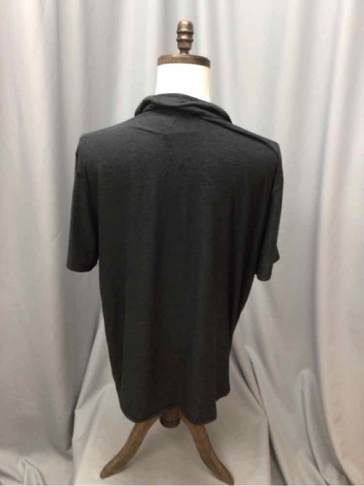 SIZE XX LARGE VUORI Men's SHIRTS