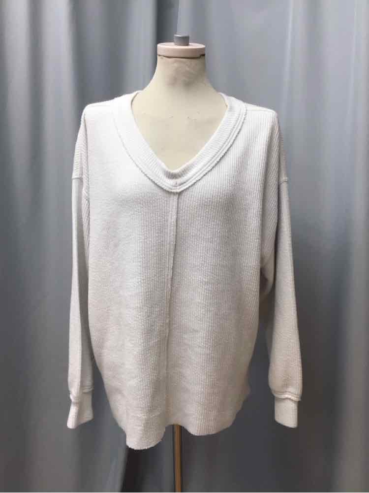 AERIE SIZE MEDIUM Ladies TOP