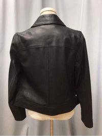 MICHAEL KORS SIZE LARGE PET Ladies JACKET