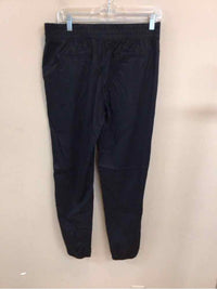 LILLY PULITZER SIZE MEDIUM Ladies PANTS