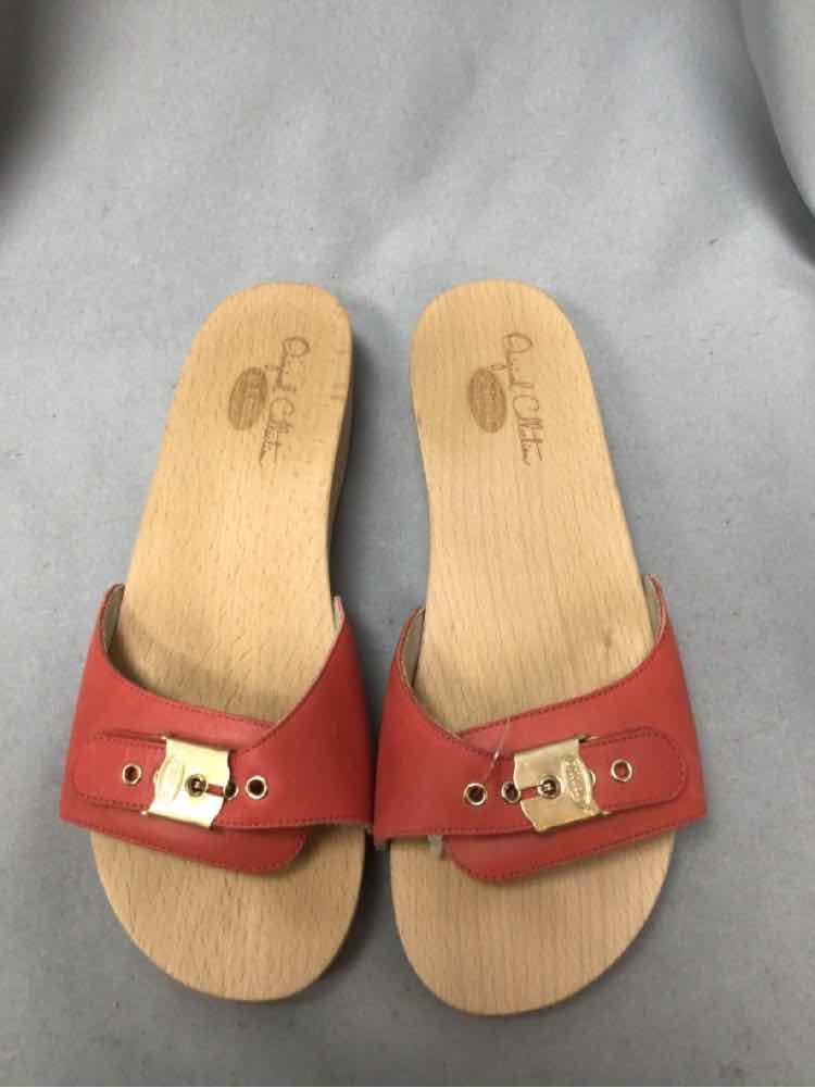 DR. SCHOLL'S SIZE 9 Ladies SHOES