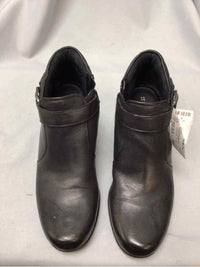 NATURALIZER SIZE 10  N Ladies SHOES